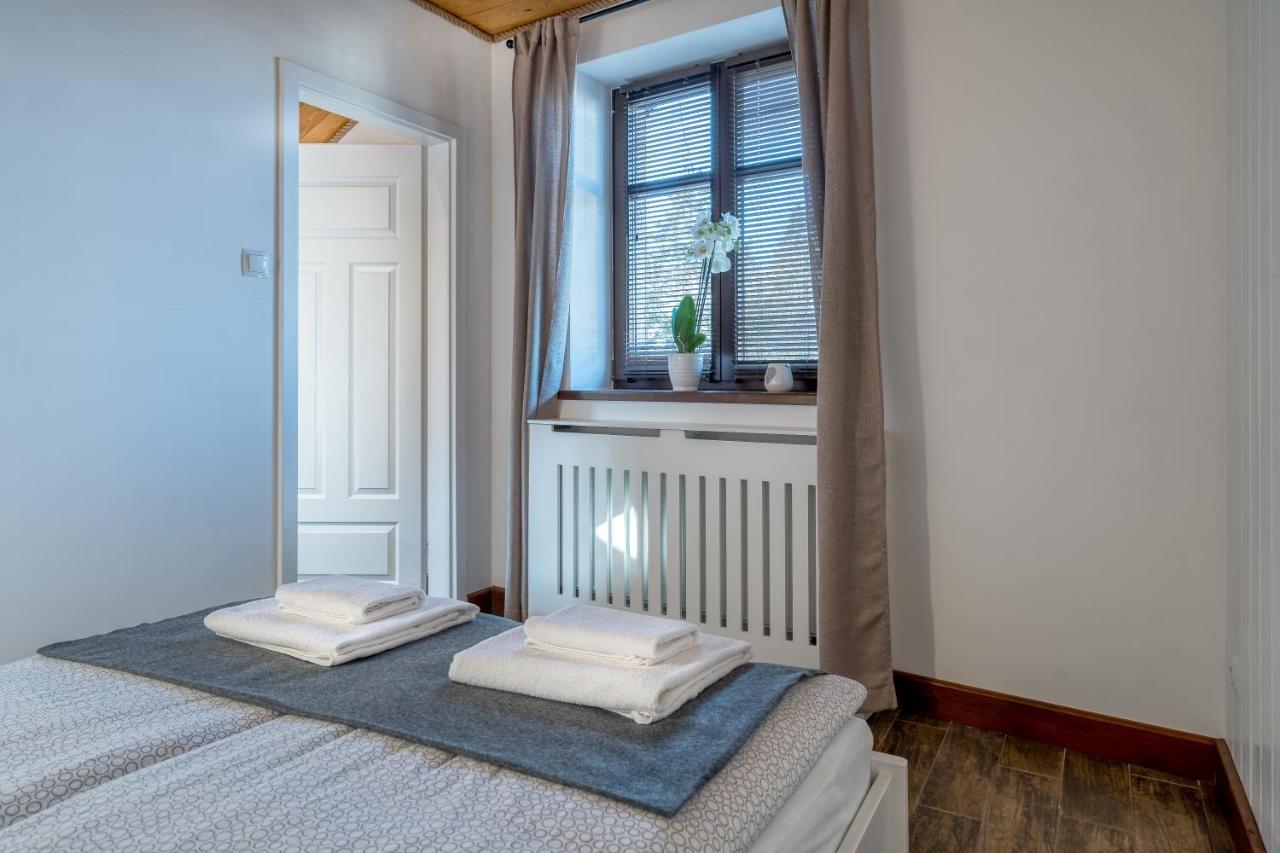 Apartamenty Zdrojowa 切霍齐内克 外观 照片
